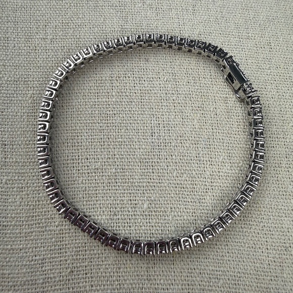 Macys Womens 14K Gold Plated Sterling Silver 1 CTTW Diamond Tennis Bracelet - Picture 4 of 10